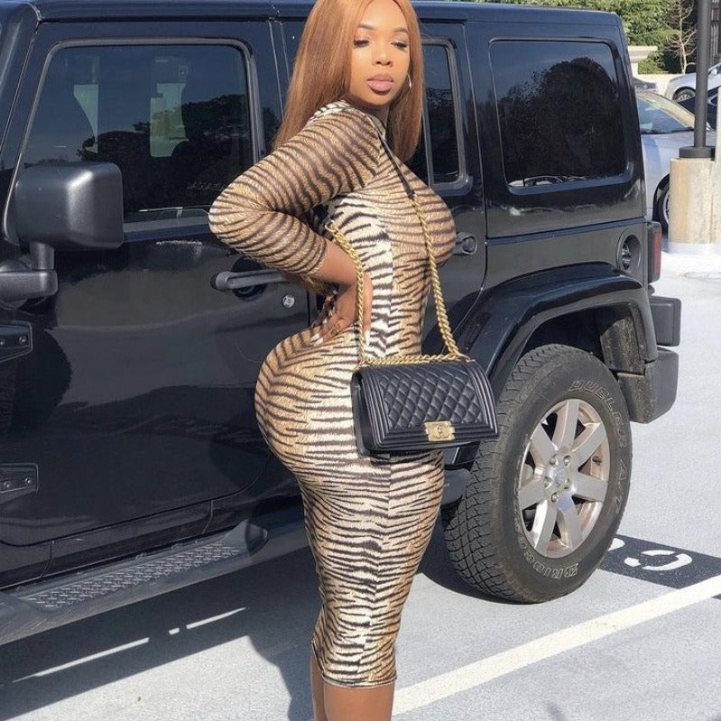 Feline Babe Maxi